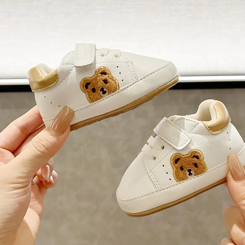 Boys and Girls Panda Sports Baby Shoes from 0 to 18 Months